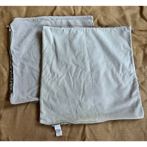 Pottery Barn Basilia Velvet Pillow Covers Cotton Velvet set 2, rug style 24”,20” - Picture 9 of 10